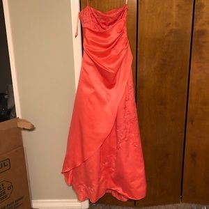 Floor length strapless formal dress